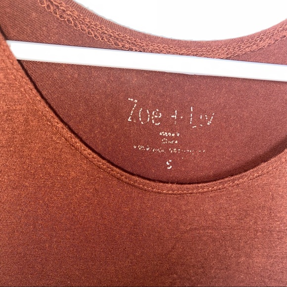 Graphic Tank - Picture 4 of 4